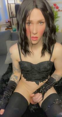 cute Crossdresser Hannah Marie masturbating - ashemaletube.com