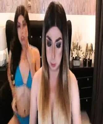 Two Hot Shemales Having A Masturbation On live - drtvid.com